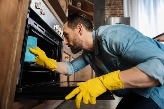 5 Oven Cleaning Tips: How To Keep Your Oven Like New